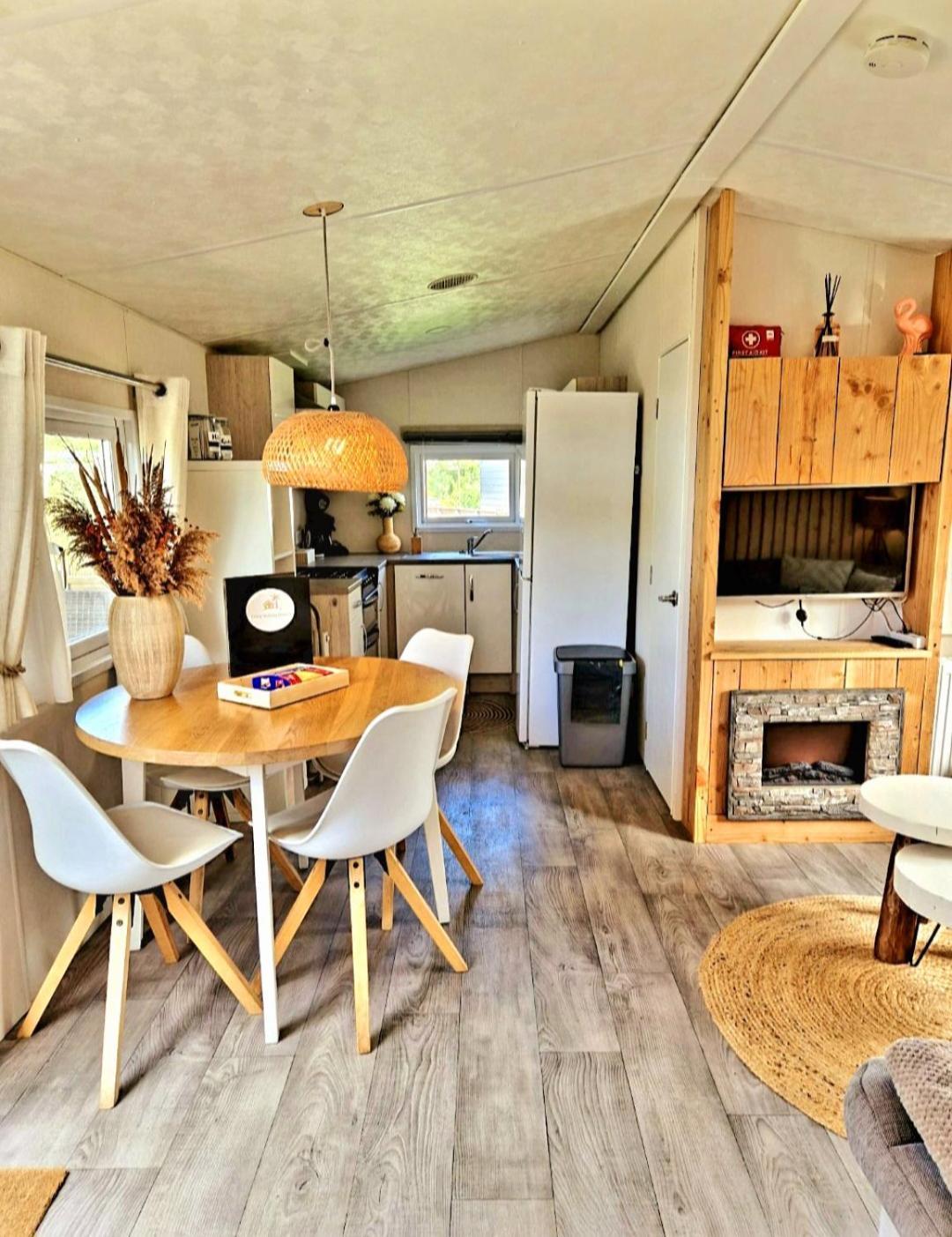 Enjoy Meer Und See Ferienhaus -In Lauwersoog- 1-6 Pers- 3 Schlafzimmer- Fruehes Einchecken Ab 14 Uhr Buitenkant foto